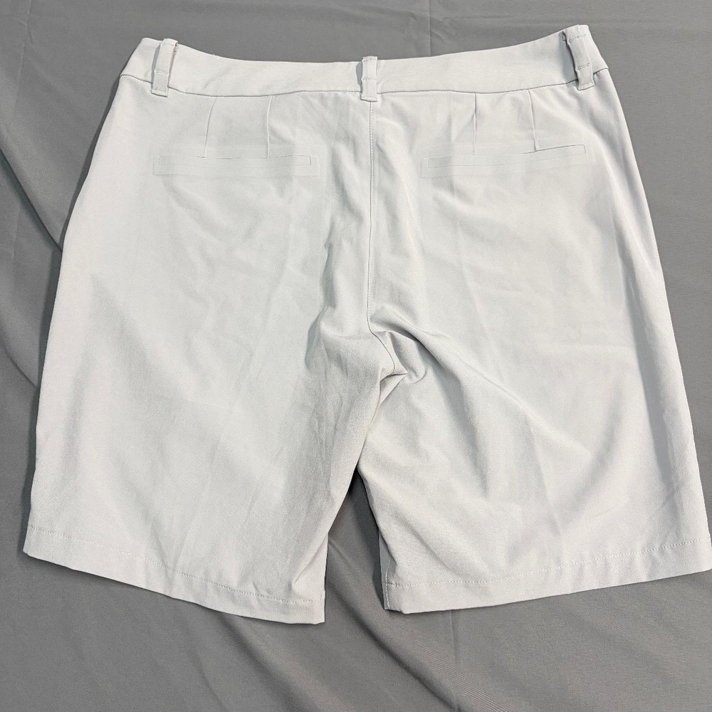 NikeGolf Golf Shorts Dri-Fit Womens 8 M Gray Moisture Wicking Preowned Excellent - Picture 4 of 11